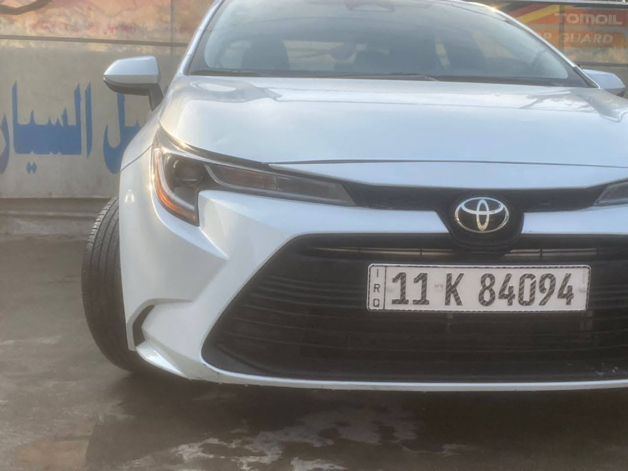 السلام عليكم للبيع كورلا موديل حديث 23
رقم بغداد سنويه بإسمي 
السياره حادثها جانبي 
السيارة فول مواصفات 
السعر 152$
الاتصال ع الرقم ***********
