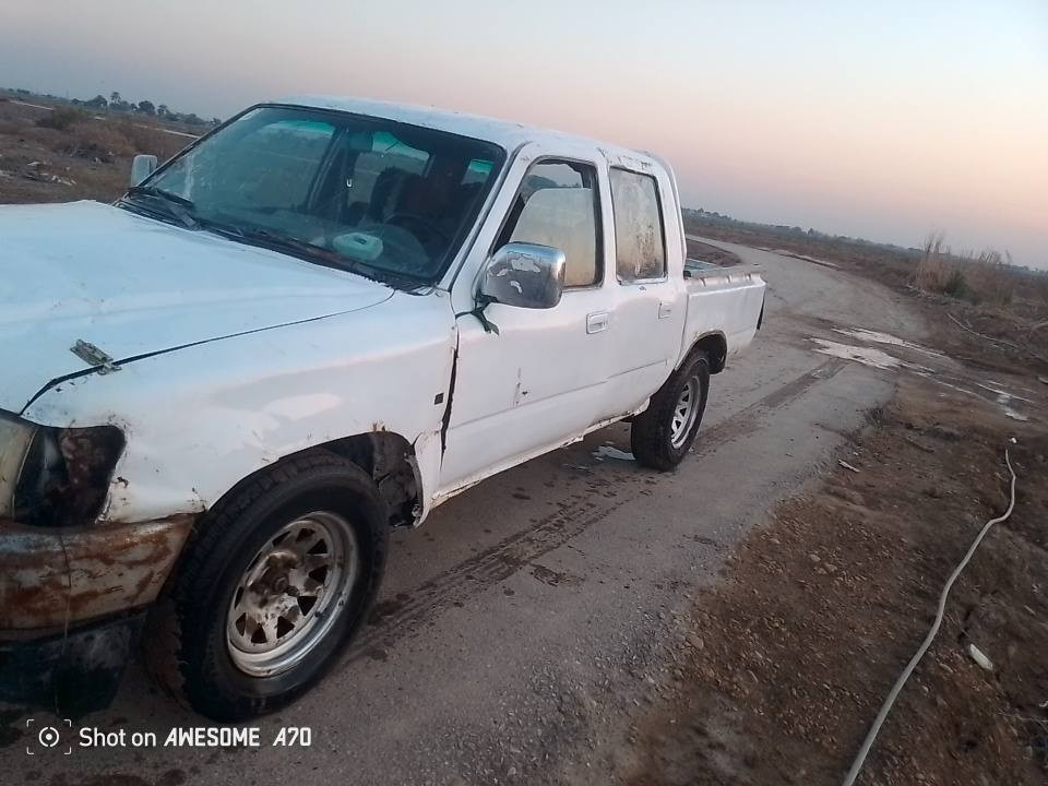 سلام عليكم سياره دير للبيع اوراق كامله مكينه حداديه تايرات مكان الشطره بني زيد رقمي ***********
