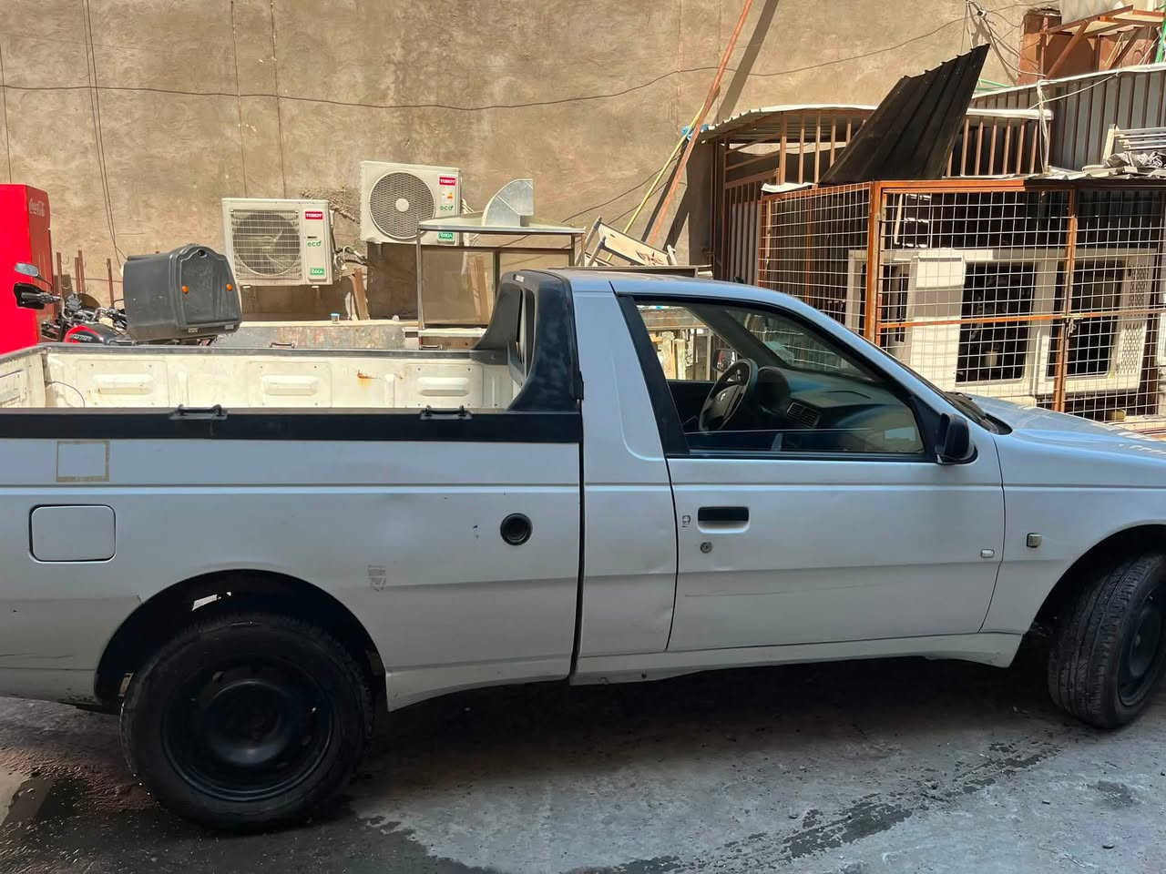سلام عليكم 
اريدو ٢٠١٦بدون صبغ 
بدون ضربه 
يعني مكفوله 
بيها طخه صغيره جاملغ الأيسر
واضح في الصوره السياره واضحة عدكم في الصوره بيها رصعات خفيفه 
السعر 38ورقه بيها مجال للشراي 
مكاني بغداد كراده داخل وشراي يجي
بيخير يدلل سنويه جديده إصدار 2026


**إذا كنت صاحب هذا الإعلان وتريد حذفه لأي سبب، رجاءا أرسل رسالة إلى الدعم الفني**