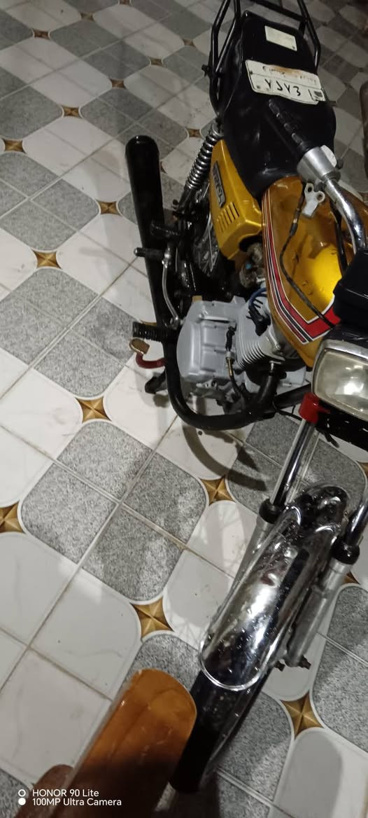 للبيع رقم وسنويه
دراجه اربعه كير معمره نامه محرك لابخار لادخان
دراجه خير من الله
نضافه شوفت عينك واحلا من صور
بس بيه صوت اصبع وشغلته سهله ب ٥ الف يتبدل
الدراجه رقم الماني وسنويه بس راعيه ماندله ابيع هلموجود
مكان الدراجه كوت دجيلي
سعر ٦٠٠ وبيها مجال
شراي اتصل ***********
