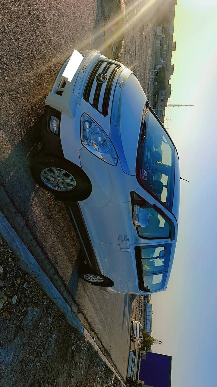 السلام عليكم استاركس للبيع 2011 او مراوس بسنتافي اوسوناتا 2015سياره مال بيت مامشتغله ع خط كير كلج جديد صار سبوع محرك خير من الله كشر فقط شبر بالجاملغ الامامي وشبر بالباب خلف سايق ***********
