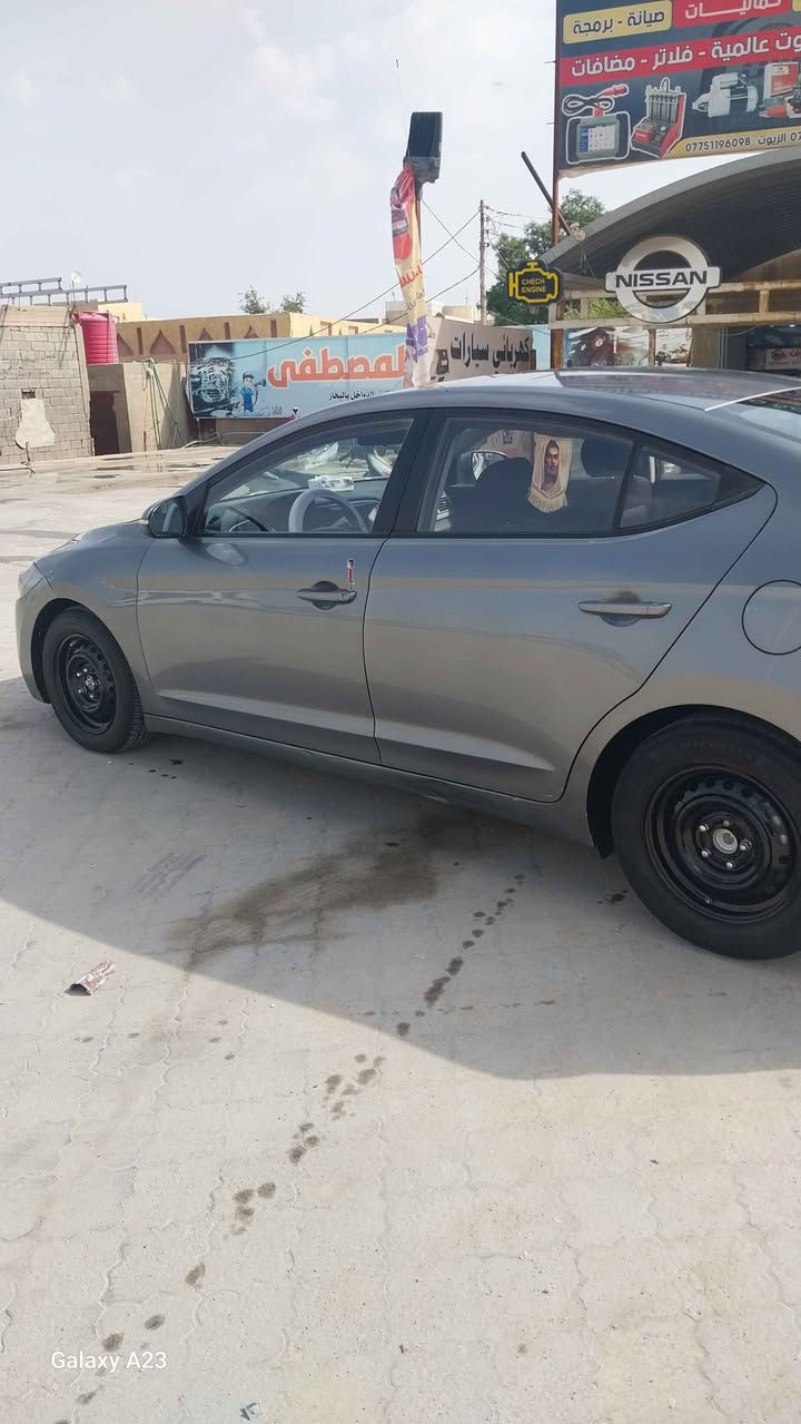 النترا 2017 وارد كوري
النترا 2017 وارد كوري مكفوله من الضربه والتبديل بيهه صبغ قطعتين مكينه مكفوله كير مكفول حداديه جديده تبريد ثلج تخم تاير توه شاده مري شفط تحكم سترين جهتين السياره جاهزه ومابيهه نقص رقم بصره انكليزي بأسمي سنويه 2031 عنواني بصره شط العرب *********** السعر 115 وبيهه مجال Singapore
