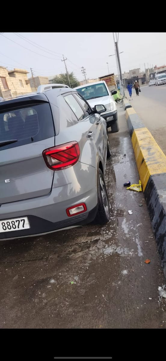 مكلف بالنشر هونداي فينيو وارد امريكي بيها بارد خلفي قليل سعر ١٣٠ وبيها مجال ٢٠٢٢ تفاصيل اكثر الاتصال على صاحب السيارة ***********

