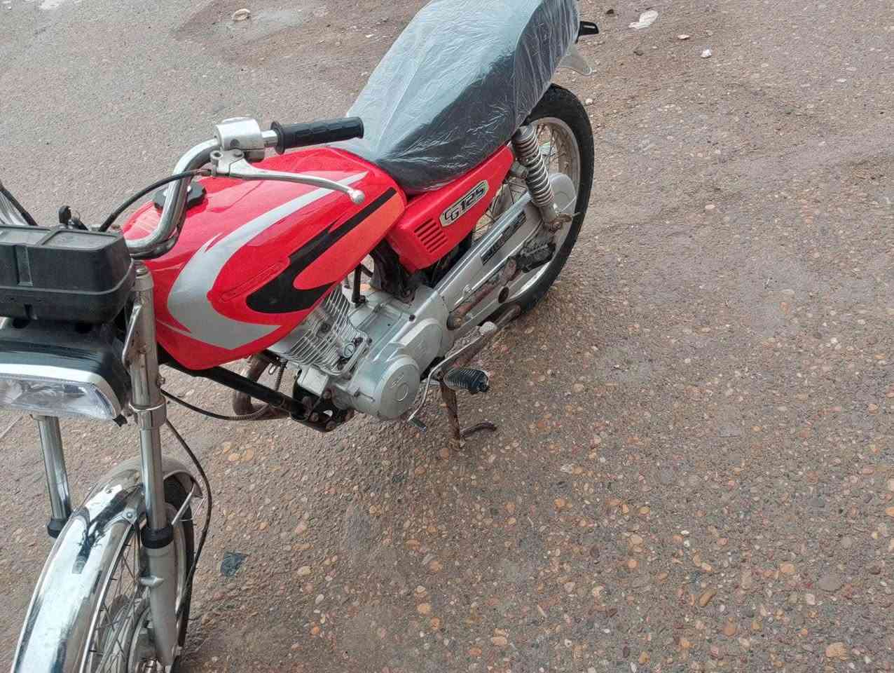 مرحبا شباب                                     دراجه نامه ايراني الاصلي اوراق كامله  موديل 14 السعر 850.                          الهاتف *********** عمارة, ميسان
