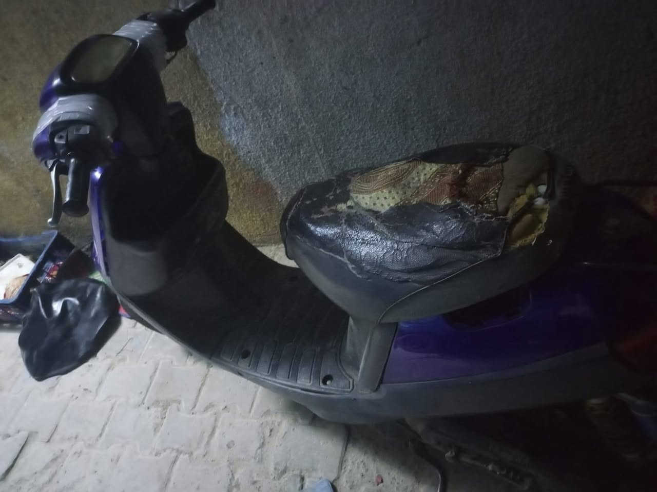 سلام عليكم دراجه بطه كايمه للبيع كابريتر جديده صالنصه جديده كفرات جدد متروكه سبوع للبيع 140
وبيهه مجال قليل


**إذا كنت صاحب هذا الإعلان وتريد حذفه لأي سبب، رجاءا أرسل رسالة إلى الدعم الفني**