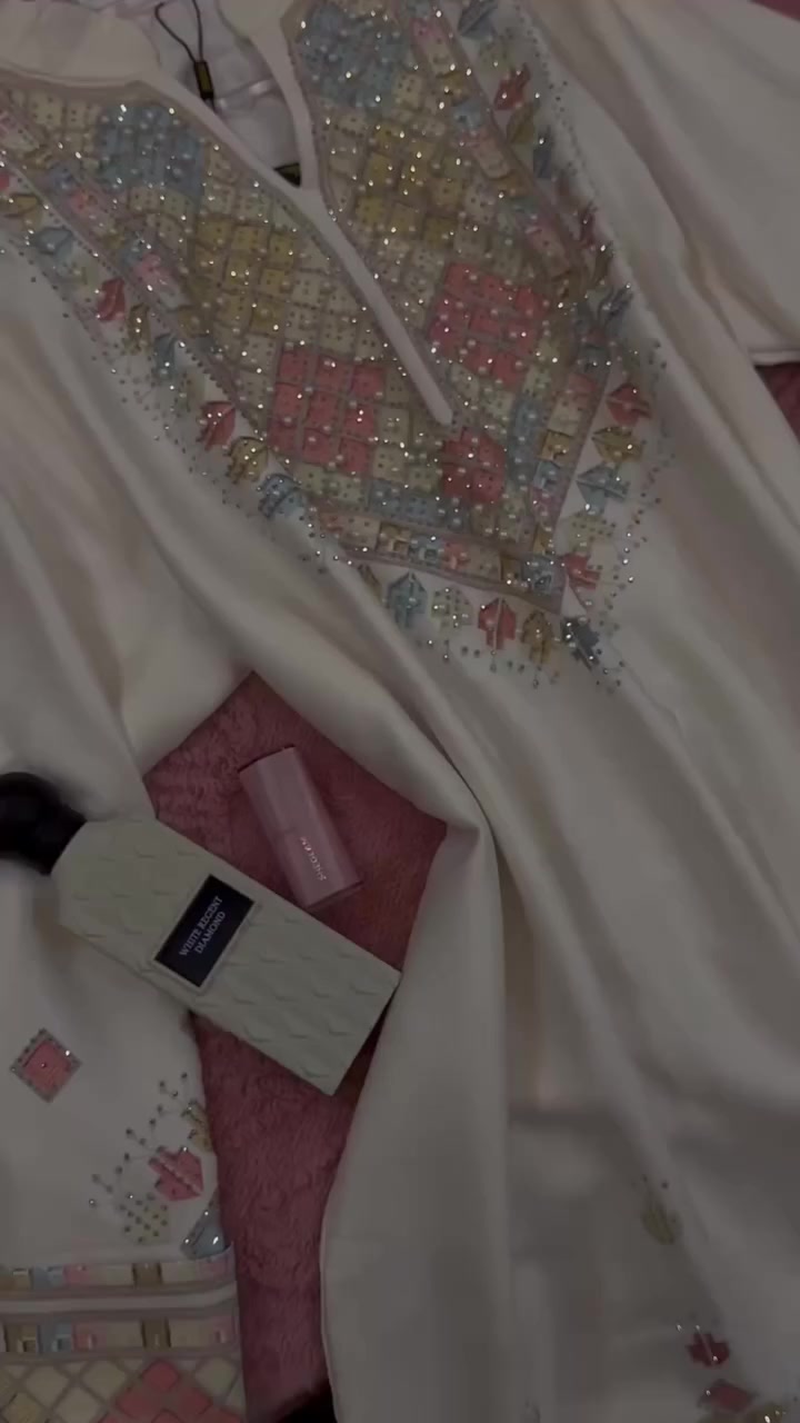 متوفر


**إذا كنت صاحب هذا الإعلان وتريد حذفه لأي سبب، رجاءا أرسل رسالة إلى الدعم الفني**