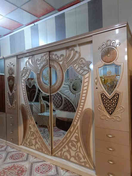 يا الله سلام عليكم غرفه تركي صلي 9قطع ام الملحق غرف اخت الجديد العنوان ميسان حي العامل قرب صيدليه ومجمع الشاكرين رقم الهاتف *********** وبي واتساب سعر خاص عمارة
