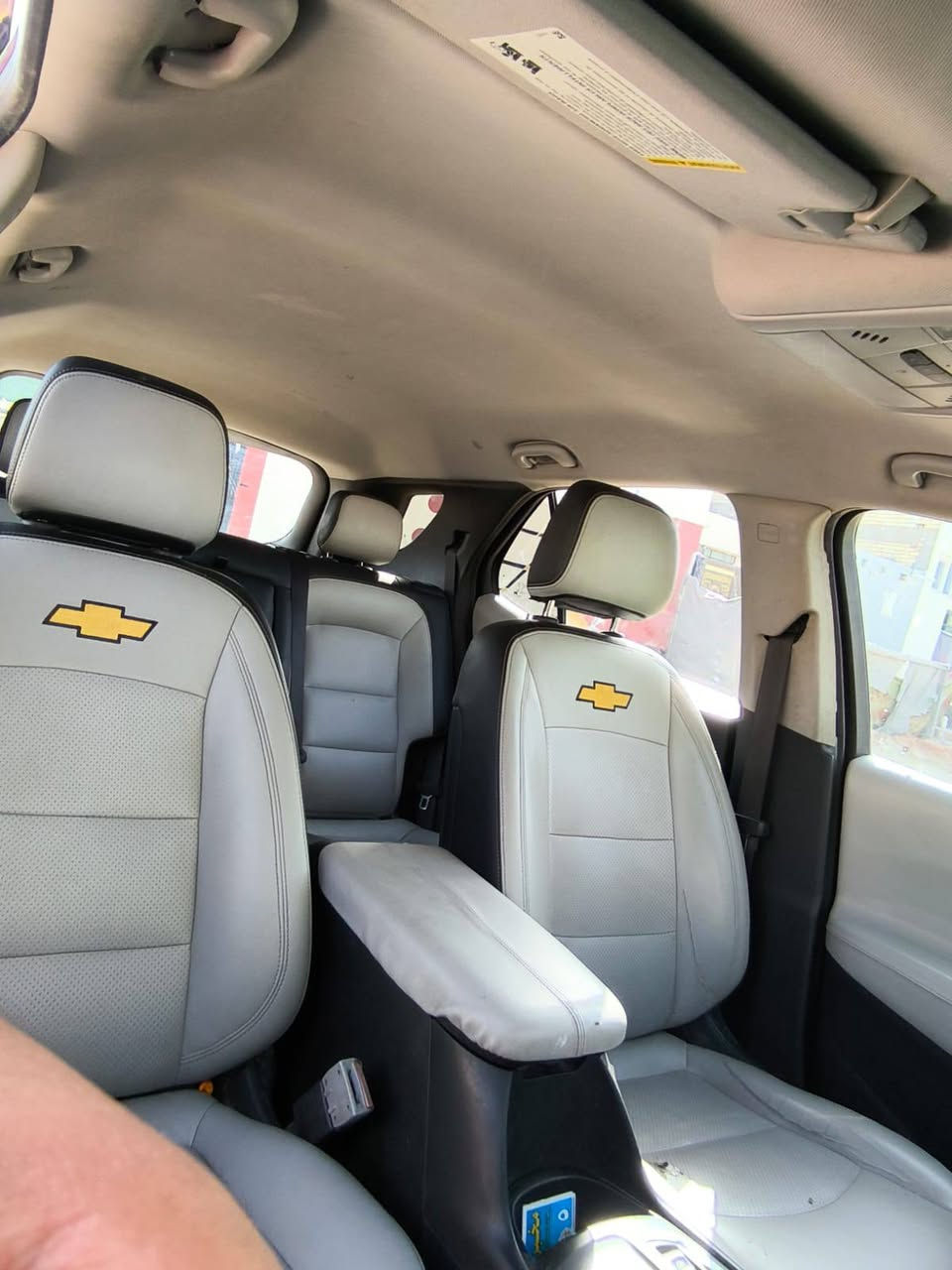 سلام عليكم شوفرليت كونكس مديل 19 البيع. السعر 130
فول اعلى فئه بالكونكس 1/1
مكينه 2.000تيربو كرتون 
كير 9نمر كرتون 
حداديه 70%
ايرباكات سلايمه ماعده الستيرن طاك
حساسات تشغيل عن بعد كامره رادارات 
تبريد ثلج  قطعتين تبريد 
جنطه كهربائ كشنات جلد تدفئه بيهن  سياره دواخل كلش انضاف كتلوكات الشركه موجودة 
صور الحادث موجودة عندي حادثهه بسيط
مكان السياره نجف رقم ***********  
اخوان كلشي اكو بسوك المعاجبه لا يخابر
