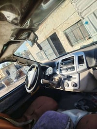 جنبي H1البيع سياره كلشي حلوه ونضيفه ما بيه اي شي نقص دوشمه جديده كير و...