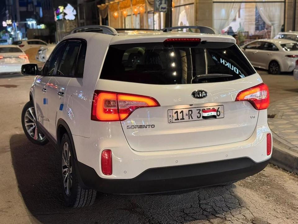 السلام عليكم اخوان كيا سورنتو موديل ٢٠١٥ بحالة الزيرو ماشية ٢٠ الف حقيقي باسمي من الزيرو كويتي الفئة الأولى اعلى فئة بالكويتي جديدة جدا جدا مكفولة كفالة عامة من صبغ بارد تبديل شخط السيارة قطعة نادرة بالجدادة المواصفات فول ١/١ بصمة بانوراما فورويل كشنات قرميدي وكشنات كهرباء وكشنات تدفئة تبريد ستيرن تدفئة كشنات خلفية تدفئة ذاكرة خزن ميموري ايرباكات تكم وكشنات محرك ٣٥٠٠ نظام ايكو اقتصادي ٧ راكب و٣ قطع تبريد زراك لايت بردات خلفية اشاير بالمري تبريد بيانو وبعد بيها هواي مواصفات السيارة جديدة جدا وبعدها بجياست الشركة وقطعة نادرة مكانها بغداد حي البنوك رقمي للاتصال ***********
