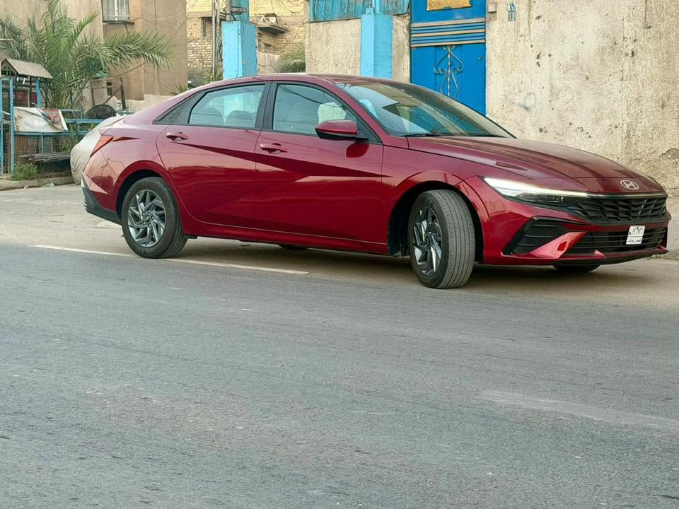 سلام عليكم النترا 2024 وارد امريكي حادثها جاملخ وباب السايق بدون دواخل نص فول بصمه أبواب بصمه تشعيل وتشغل عن بعد رادار امامي وخلفي وجانبي كأمره دواره كير ومكينه وتبريد على وضعه شركه شاشه متصله تبريد منفصل  مكان السياره الدوره ***********
