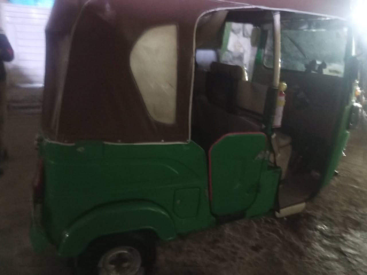 السلام عليكم  تكتك خضره للبيع  مجفته رقم انكليزي سنويه بسمي بيها ضربه بل صفحه مكاني بغداد الشعب التواصل دخول خاص


**إذا كنت صاحب هذا الإعلان وتريد حذفه لأي سبب، رجاءا أرسل رسالة إلى الدعم الفني**