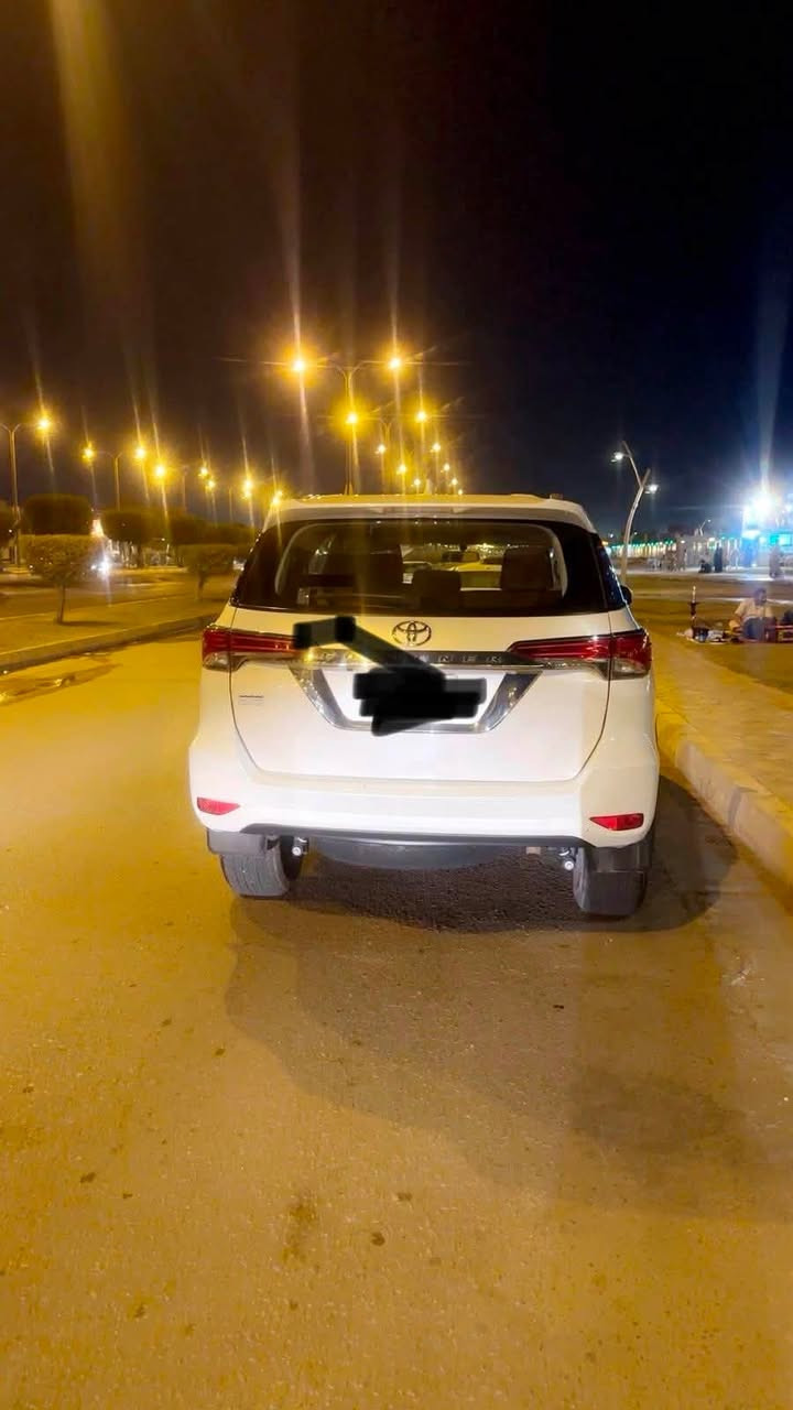 السلام عليكم

فورجنر 2023 للبيع فقط 

خليجي ٠٠٠

رقم بغداد

محرك 4 سلندر 2700

ماشيه ٩٥  الف السيارة جديده 

مواصفات 

7 راكب 

3 قطع تبريد 

تبريد بيانو 

شاحن واير ليس 

بصمه تشغيل اصلي 

بصمة ابواب

تحكم استيرن جهتين

مثبت سرعه 

فور ويل 

ثلاجه بلجك مجه

صاجات بلداخل 

حساسات امامي خلفي

كامره خلفيه

بلوجكتور 

اناره LED 

للتواصل ***********

والباقي مكفول 

سعر ٢٨.٨٠٠$ بيه مجال بسيط حك الجيه

الفلوجه
