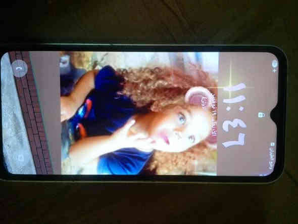 السلام عليكم جهاز سامسونك نضيف جدا علفحص سعره ٨٠ وبي مجال مكاني حي الرئاسه مكلف بلنشر رقم صاحب التلفون ***********
