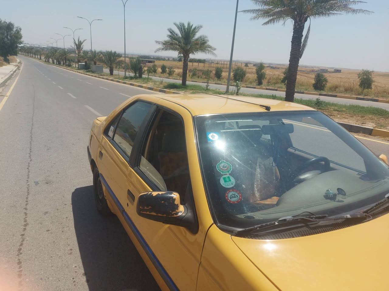 سلام عليكم بيجو لميس موديل ٢٠١٥ سياره بيه بارد بجاملغ خلفي وبيه خياس بلداير خلفي ونهايه القماره بيه شويه مكينه كير  تبريد بيه مكفول حداديه نص تخم تاير جديد وبعد شوفت عينك سياره سعر ٣٥ ورقه بيه واتساب  ***********
