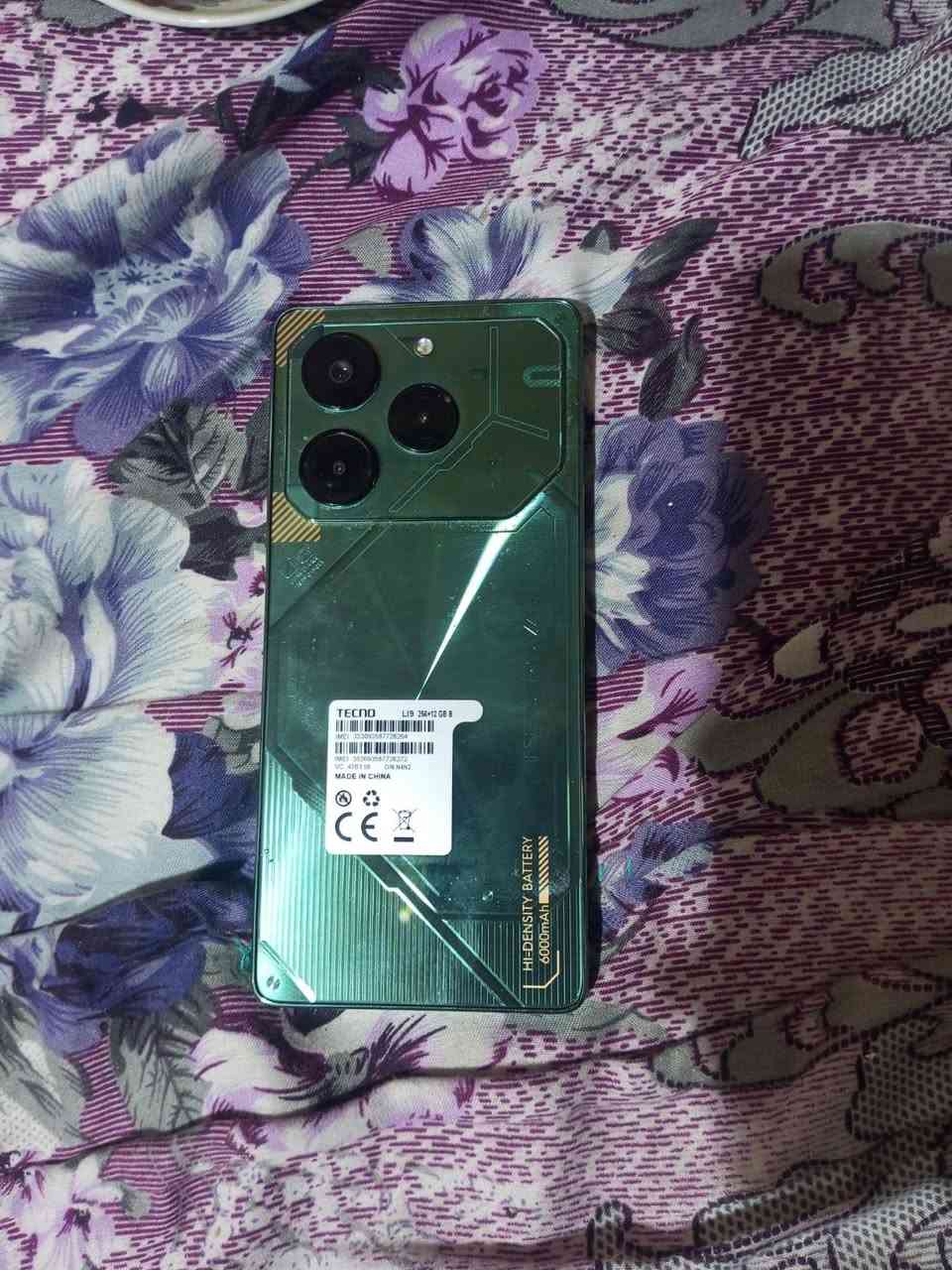 موبايل تكنو بوفا 6 برو 5G الذاكرة 256 الرام 12+12 بطارية 6000 شاحن 70 الكاميرا 108 جهاز اخو الجديد ملحقات غير مستخدمة السعر 220 النجف الكوفة النجف, العراق


**إذا كنت صاحب هذا الإعلان وتريد حذفه لأي سبب، رجاءا أرسل رسالة إلى الدعم الفني**