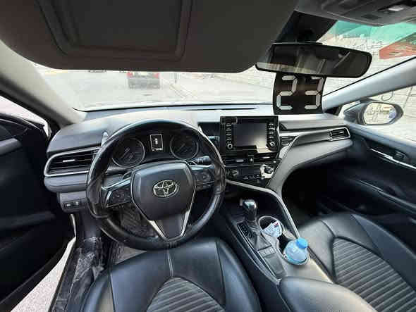 السلام عليكم 

كامري موديل 22 SE

بيها قطعتين صبغ + قطعه مبدله بلادي

كير محرك شرط+ صدر تخم تاير جديد 

تسجيل جديد سنويه + هزه جدد 

سياره جاهزه من الدعاميه للدعاميه 

ما بيها نقص برقي كلشي جديد 

معروف مواصفات السياره 3 انضمه قياده

بدون خاص شراي اتصل يرهم مراوس

حسب القناعه ب 190 وبيها مجال 

***********
