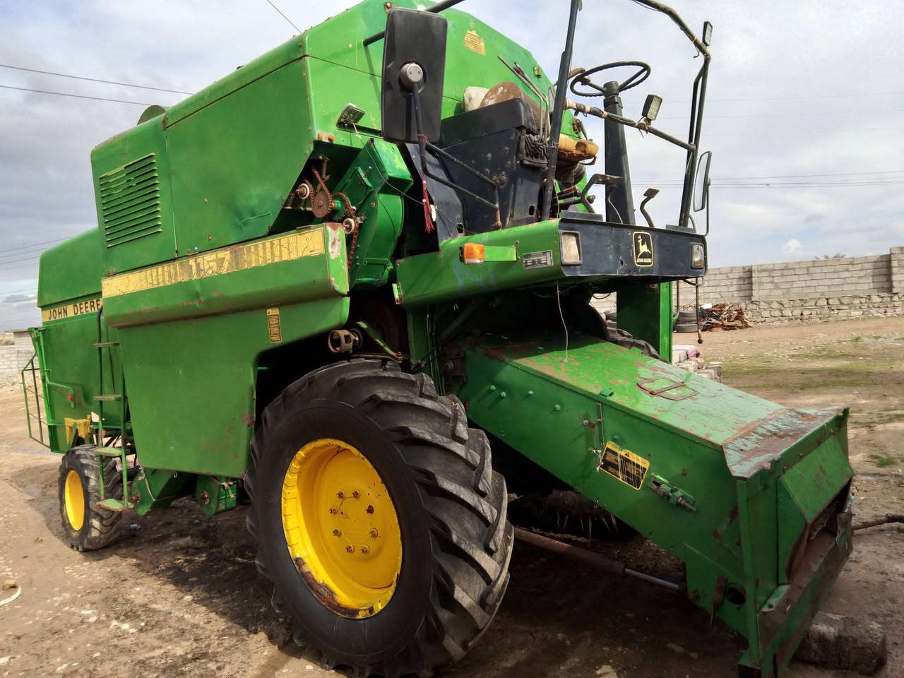 السلام عليكم دراسه للبيع حجم ١١٥٧ محرك كير معمل كله شرط لل ستفسار علا هاذا الرقم.    ***********
