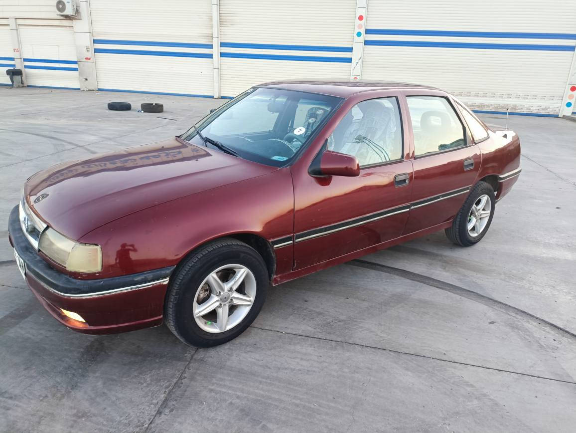 اوبل مةكينة20بوفروشتن 
ئارمي پلاستيكي سليماني 
كارةباي هةموو ئيشدةكات 
خياسي نييةهةواي گةرمي ئيشدةكات 
سعري 20گةلاو معامةلة***********كلار كالار, السليمانية
