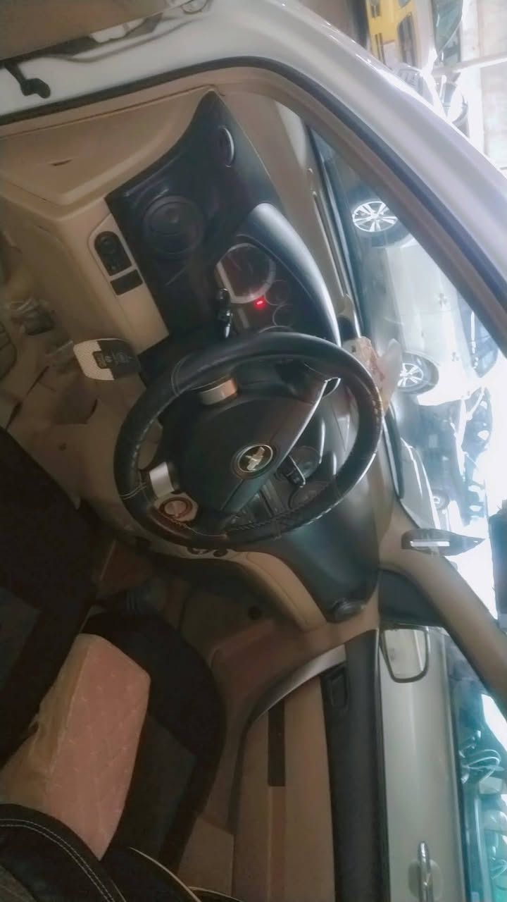 سياره افيو موديل 2011سياره ماشيه 150 رقم نينوئ  محرك استره كيرتومتيتك سياره سبانه مامضروبه شرط  لاتخطه ولايشي فقط بيهه ملاحضات بسيطه سياره كلهاه علئ يلادي اليحب
هذا رقمي *********** ونطي تفاصيل
