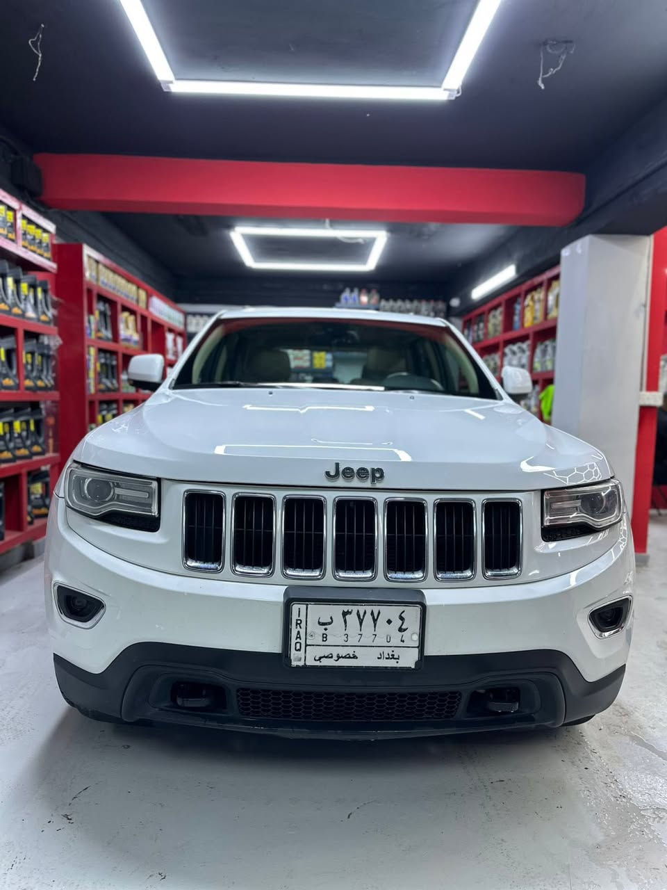 جيب لاريدو
موديل 2014 خليجي 
مكفوله من الصبغ والبارد 
مواصفات الجيب معروفه 
ماشية 130 الف كيلو 
مكانها بغداد الكراده 
السعر 240 
***********
