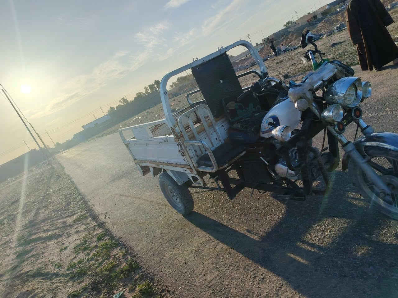 سلام عليكم ستوته للبيع موديل ٢١مكفوله كفاله عامه محرك ٢٥ كرهبايات كلها شغاله رقم نكيلزي تحويل ثاني يوم الاتصال ***********
