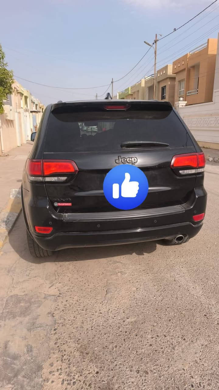 السلام عليكم جيب شيرواكي بلاك توب اسبورت موديل 21 معروفه مواصفات رقم بغداد ماشيه 88 حادثه سرقه جاملغ امامي اثنين وبنيد مابيها حادث وبيها باب خلفي بارد وباقي مكفوله سياره نظيفه جدا  رقم بغداد سعر 235وبيها مجال 
محرك سته اسلندر


**إذا كنت صاحب هذا الإعلان وتريد حذفه لأي سبب، رجاءا أرسل رسالة إلى الدعم الفني**