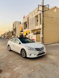 ازيرا V6 • ٢٠١٤ • بانوراما