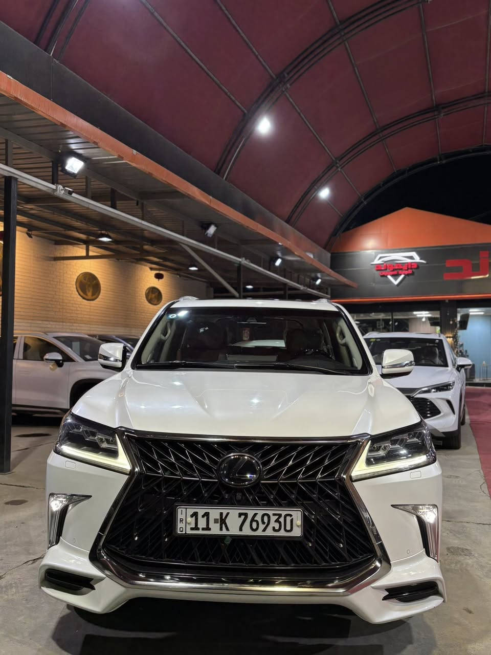 لكزز 2019 LX570 S Plas
بريم أصل.
على حالة الزيرو ماشية (46 الف) فقط (حقيقي).
كفالة عامة على حالة الزيرو سونارين موجود بيها عندي.
فول مواصفات معروفة مواصفاتهة.

الموقع بغداد زيونة.
رقم بغداد تحويل مباشر.
السعر (74,500) فقط.
للاستفسار اكثر الاتصال او مراسلة واتساب:-
***********
