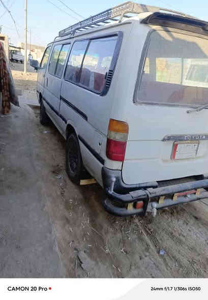 السلام عليكم سياره للبيع هيسه موديل 92 السعر 27وبيه مجال مكان السياره ذي قار قضاء الرفاعي التفاصيل اتصل على رقم ***********
