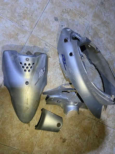 سلام عليكم غراض تفصيخ. للبيع قيم سعر من يمك وتعال اخذها مكاني قشلة شارع المسبح محطة النبع
رقمي***********
