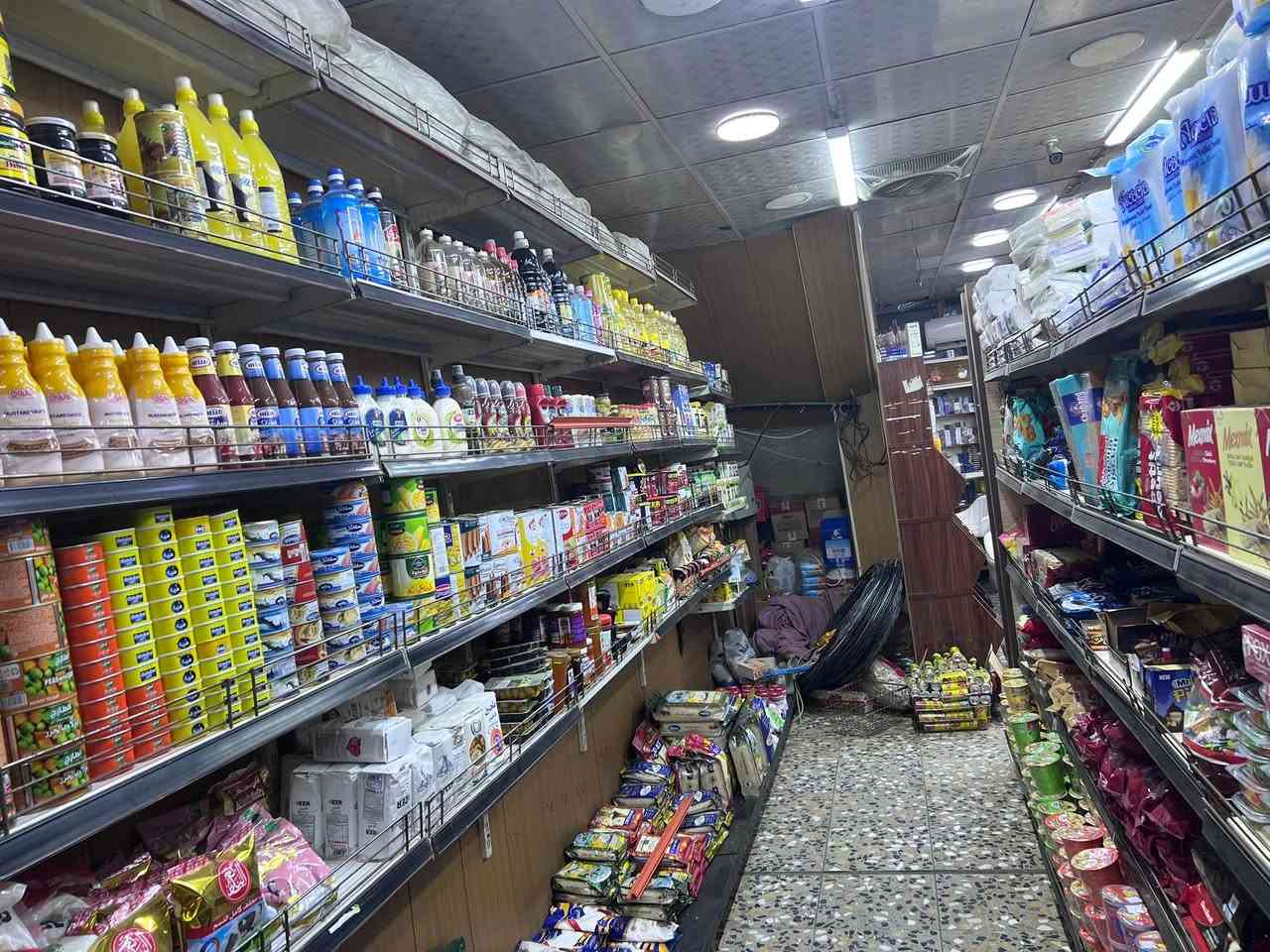 السلام عليكم
ماركت للبيع الدوره شارع ٦٠ قرب مطعم علوش ***********
