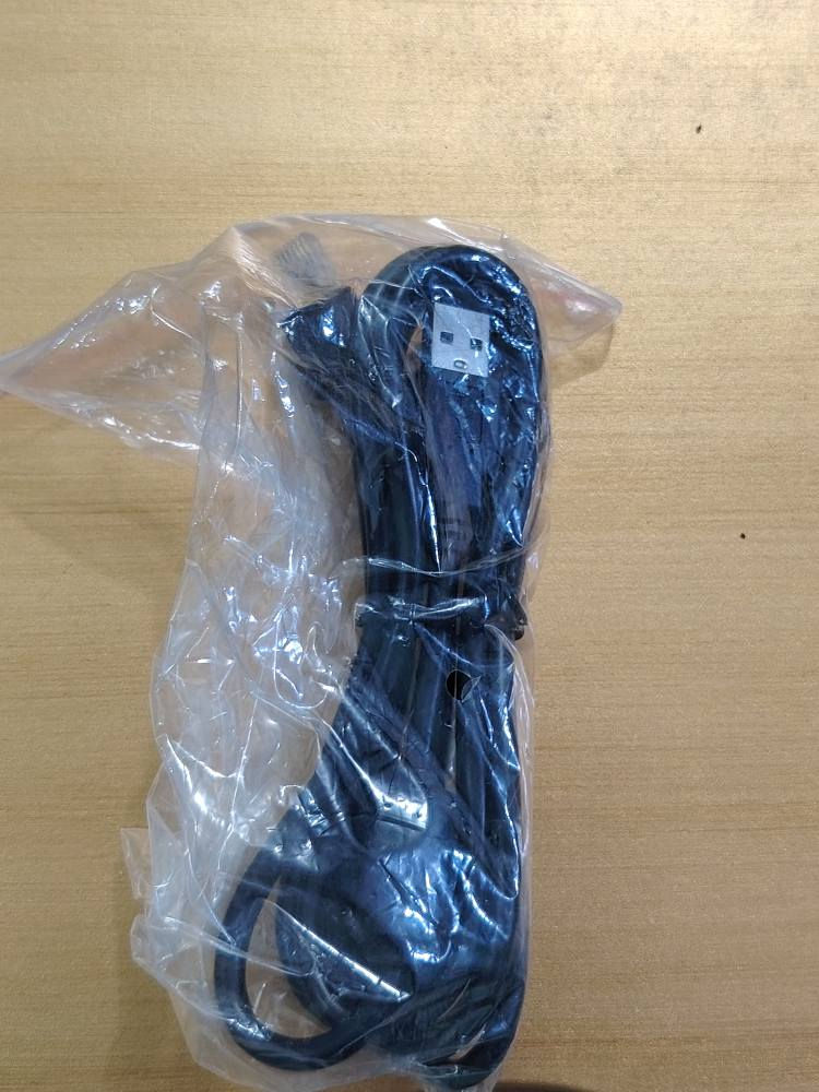 قارئ باركود سلكي
✔️ سريع ودقيق لقراءة باركود السلع
✔️ يعمل مع جميع منظومات البيع والمحاسبة
✔️  USB (تشغيل فوري)
✔️ مناسب للمحلات والمخازن
💵 السعر: 30 وتوصيل مجاني داخل محافظة ميسان
للاستفسار *********** عمارة, ميسان
