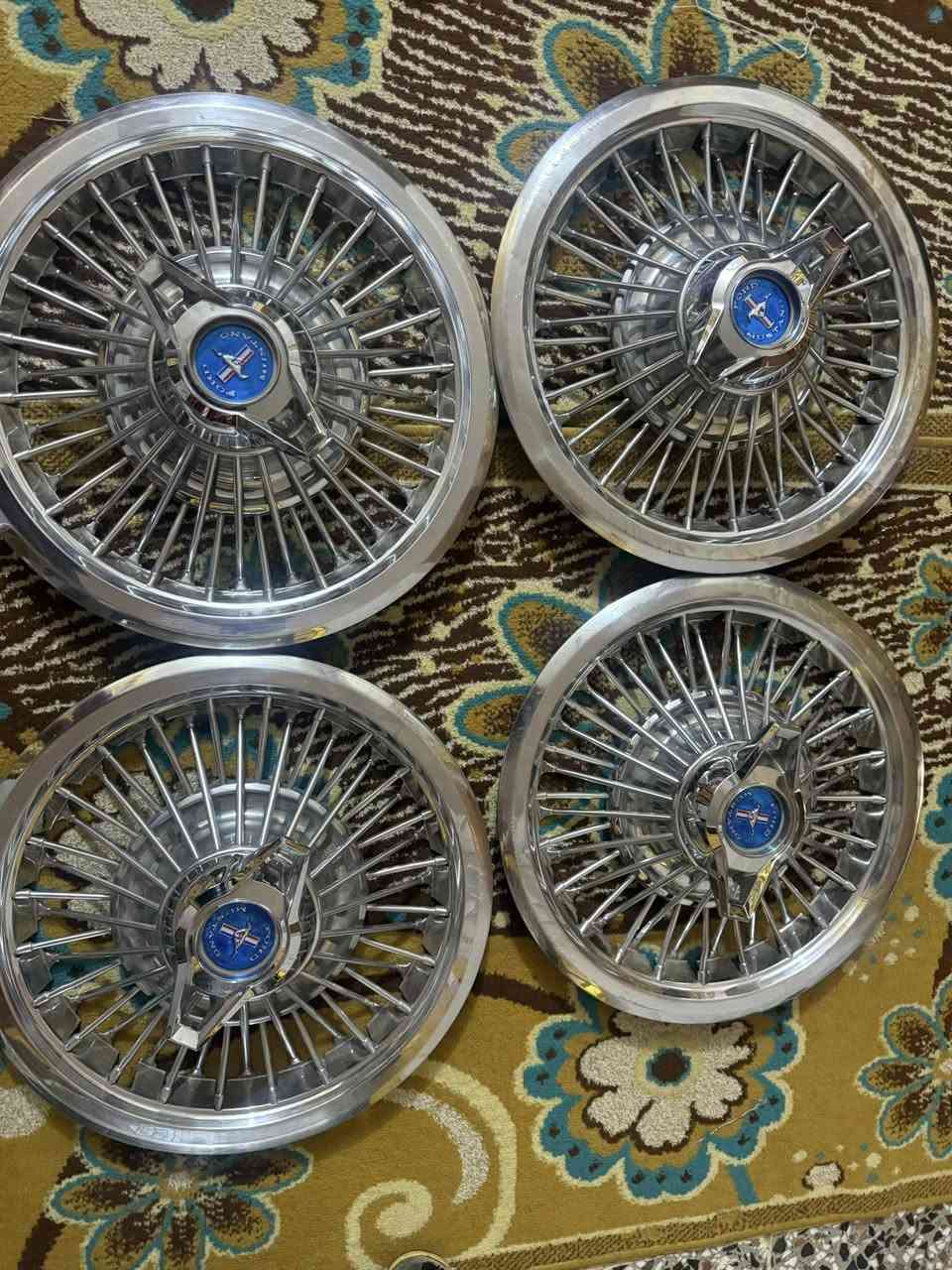 سلام عليكم تخم كبات موستنك ١٥ حلوات بيهن سيم واحد طاك  من صفحه وحده الكبات مابيهن عواج بيهن تك بي طخه خفيفه مكاني بغداد جسر ديالى الجديد *********** السعر ٨٠٠
