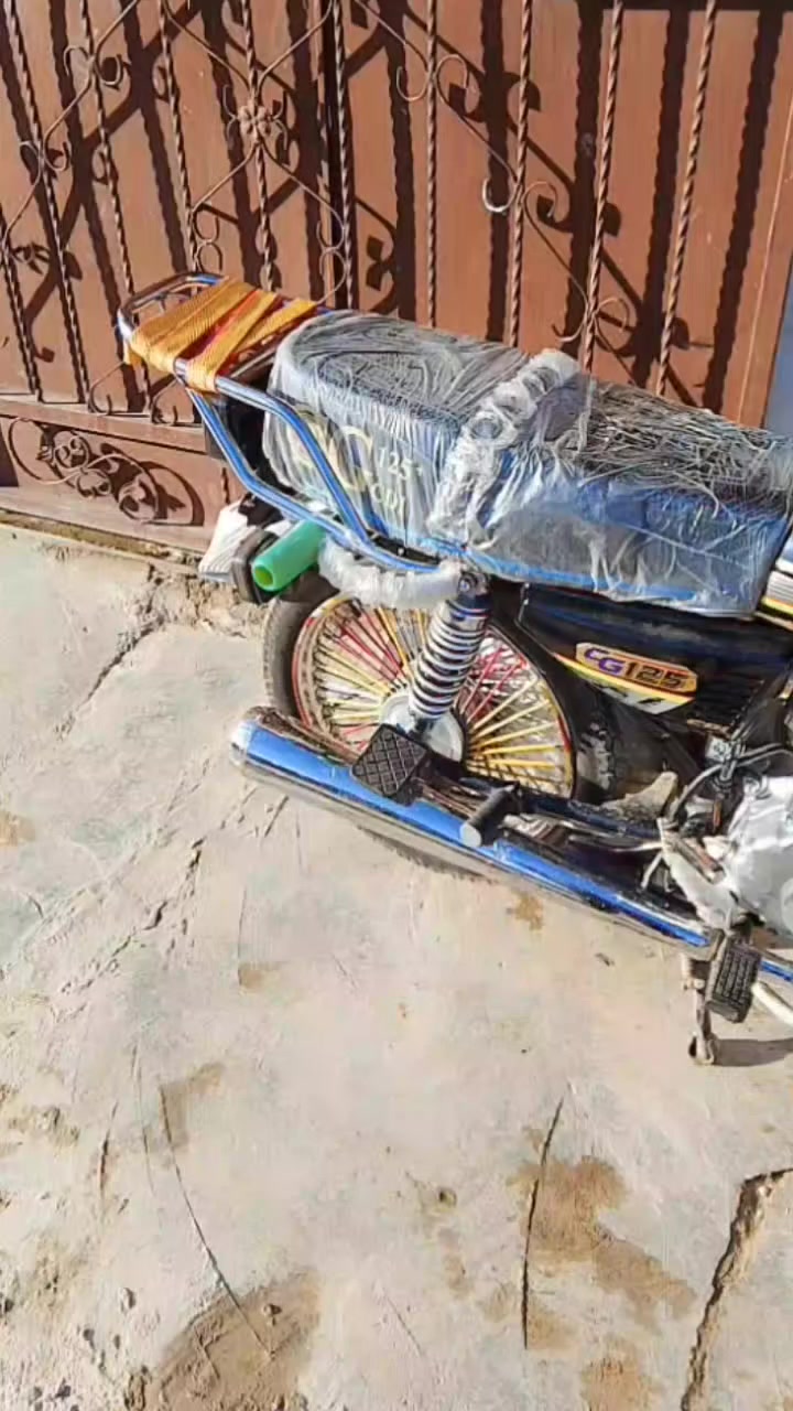 نامي برو 25 صار اقل من شهر من نازل ماشي 3000 سويج بلادي بصمه كامل كهربايت دشبول كتروني سعر 750 بي مجال شراي تشلع عيوني بس الا تكسر بي ***********
