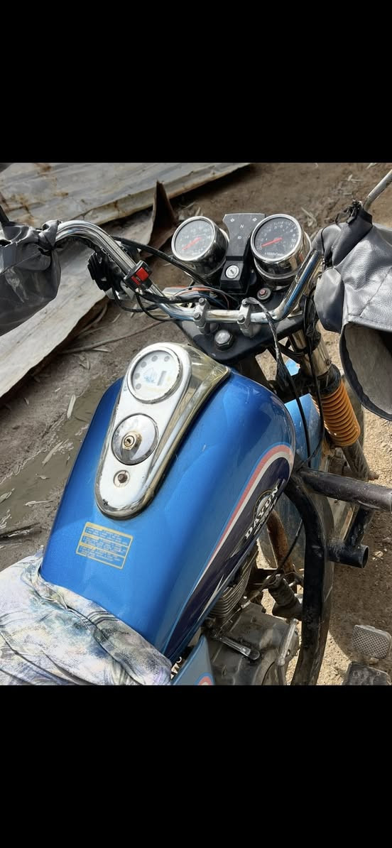 ستوته للبيع رقم سنويه مديل ٢٠١٥ نضيفه مكينه خير من الله مكاني زبيديه ***********
