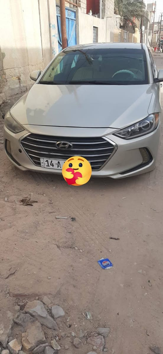 السلام عليكم الانتره للبيع
رقم بصره انگليزي جديد موديل ١٨ وارد امريكي حادثها بنيد فقط منضومه زنون 
 كفال من الضربه والتبديل مكينه ٢٠٠٠ الفين دوش /تبريد شغال حداده تخم تاير/ *********** البصره الزبير
