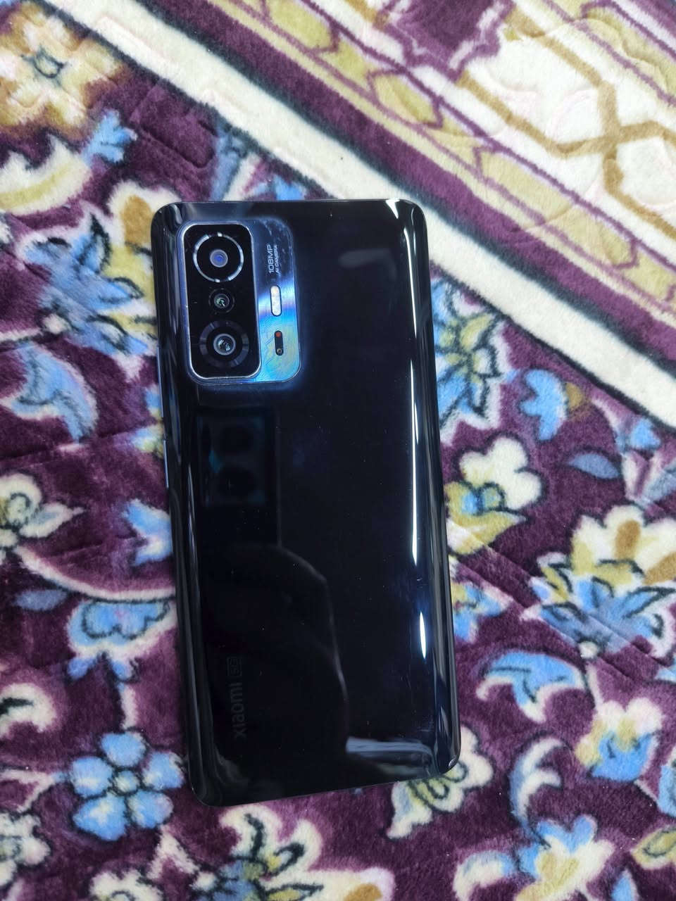 شاومي 11T Pro
ذاكره 256
رام 12 
بطاريه 5000
معالج  g5 Snapdragon 888
90 فريم ببجي 
مبدل بس ضهر 
مكاني نجف الجزيره
*********** وتساب او اتصال
