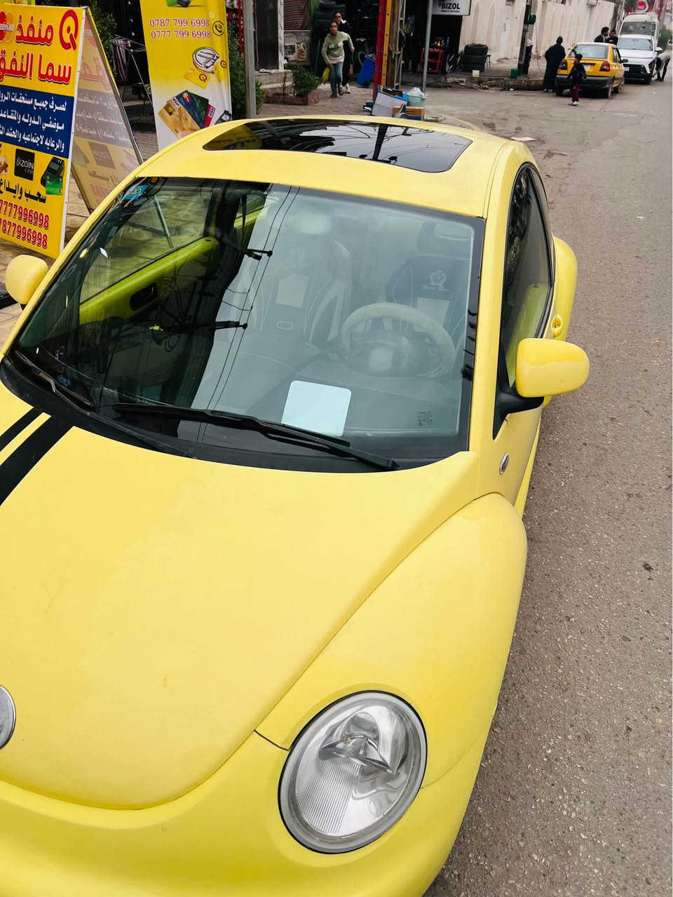 السلام عليكم 
مكلف ب النشر سياره صاحبي 
اتصل ع الرقم للاستفسار اكثر 

‭0772 477 7257‬
بيتل موديل 2000 
كير اتماتيك 
شاشه كامره 
تخم تاير جديد 
السعر 47 ورقه 
عنوان بغداد الكرخ رحمانيه الجعيفر بغداد, العراق
