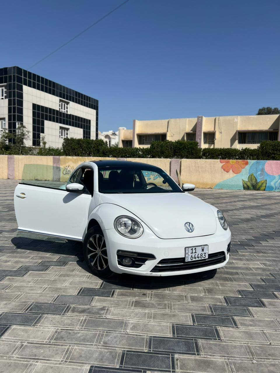 Volkswagen Beetle 2019 2000 Turbo
تخم تاير جديد
اشاير مري
كامره قلاب
محرك كير تبريد فول
حداديه حلوه
سيرفس كامل
السياره حادثه جاملغ وبنيد وبلعراق قطعتين بارد
بيها كم طخه السياره حلوه وخير من الله ترايك وين متريد
 السعر ١١٧$
مكاني بغداد حي الجامعه  ***********
