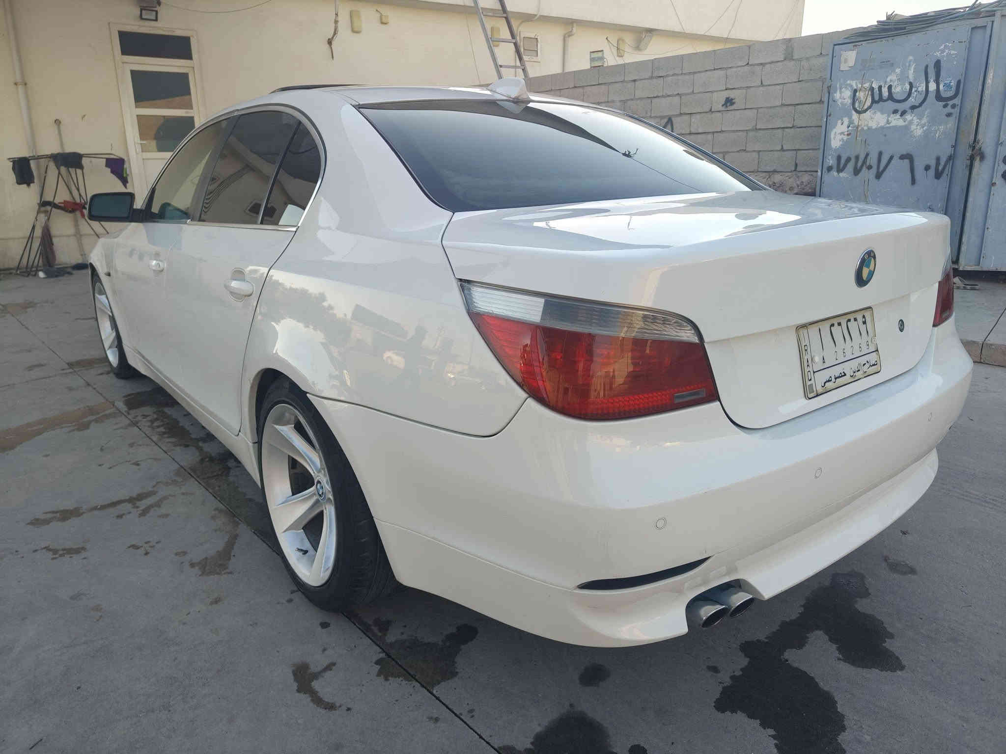 Bmw E60
موديل 2006 

فوول فوول مواصفات 

مه كينه 530ي نؤزل كوورت مه رغوب 

به سمه و سلايت گير تؤماتيك و سپؤرت وعادي 

كوشن كاره بايي و كوشن خه زنه 

بيلاد 5 په رده يه پيش و دواي حاسه يه 

ته بريد ساردوو گه رمي و هه موو گياني به شه رت 

سه ياره كه براوه ي دووبه يه

گؤرينه وه ش اكه م له سه ر دل گرتن 

***********
سعري 56و معامله
