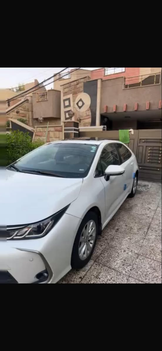 السلام عليكم تويوتا كورلا 2023 بانزين ضمان شركه ساز  السعر 175$ مكان السياره بغداد السيديه 
للاستفسار:***********
