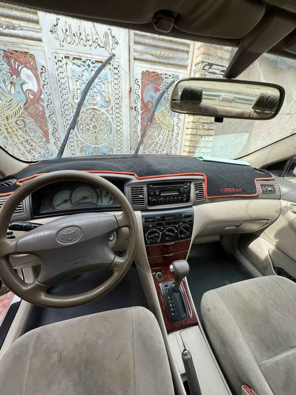 كورلا 2004 للبيع بيكاتشو سنويه ساقطه صارلها شهر … سياره حلوه بس عوزها بس صبغ الجاملغ اندعم بتكتك 
سياره ع ايد وحده صارلها من 2014 لحد الان ع ادينه 
بيها ضربه من ورا من اشترينها ومامبينه بس حبيت اوضحها 

للعلم اشتغل بيها بلي وتكسي كريم
 
سعرها 59 ورقه 

رقم الهاتف *********** 

مكاني بغداد جسر ديالى
