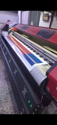 طابعة ٣٢٠ بحالة جيدة جدا الهيد xp600 السعر ..4500  للاستفسار ٠٧٧٠٣٩٧١٨...