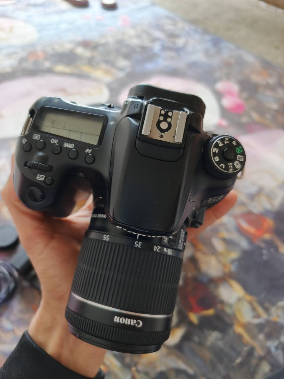 السلام عليكم بيع مستعجل كاميرا كانون 70 دي نظافه 100% شتر 10,000 السعر جدا مناسب 550 وبها مجال العنوان البصره حيانيه ملحقات الكاميرا تحتوي على بطاريه اصليه وشاحنه اصليه ورام 128 وحزام كتف وجنطه وكرتون للتواصل على رقم الهاتف ***********
