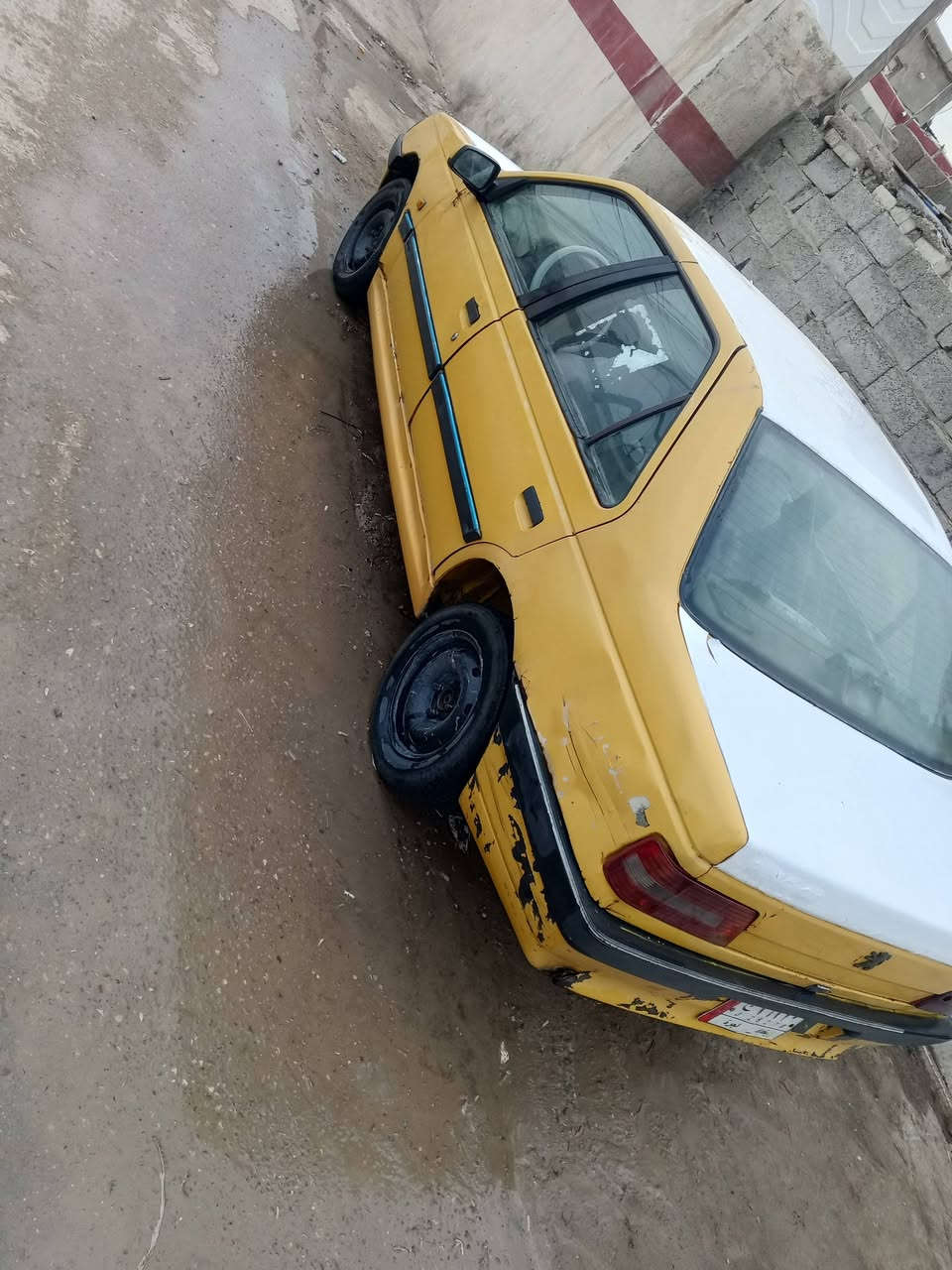 سلام عليكم بيجو 405
2010 رقم بغداد ألماني بدون تحويل سنويه 2026كير مكينه نضاف سياره كامله كوم حديد 
سعر 15وبيها مجال قليل عنوان بغداد جسر ديالى 
***********
