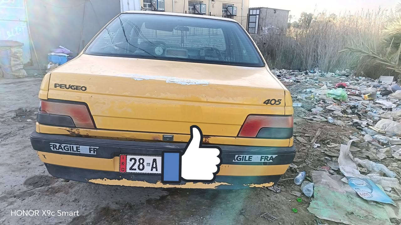 سلام عليكم 
بيجو 405
مديل 12 
رقم نكليزي نجف سنويه لغايه 29 بأسمي شرط لمداور 
سياره خير من الله 
السعر 27 وبيهاا مجال لشراي 
رقم الهاتف ***********
