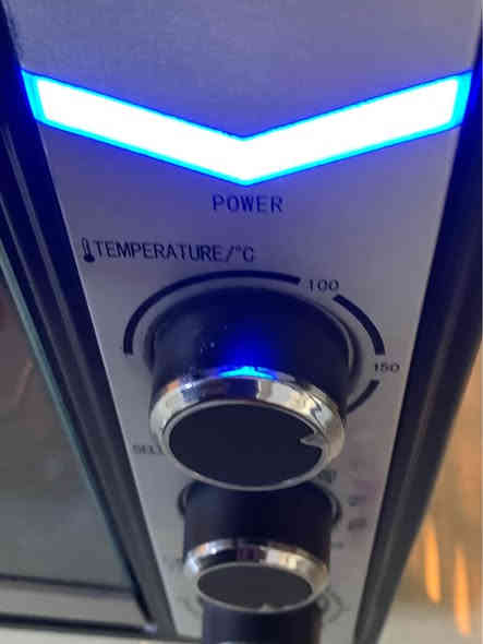 ئۆڤنی ئەڵمانی زۆر ئەسڵ نرخی زۆر گونجاوە
خۆم ٩٠ هەزارم پێ داوە
نرخی فرۆشتن ٥٥ هەزار 
شوێن چەمچەماڵ
*********** السليمانية
