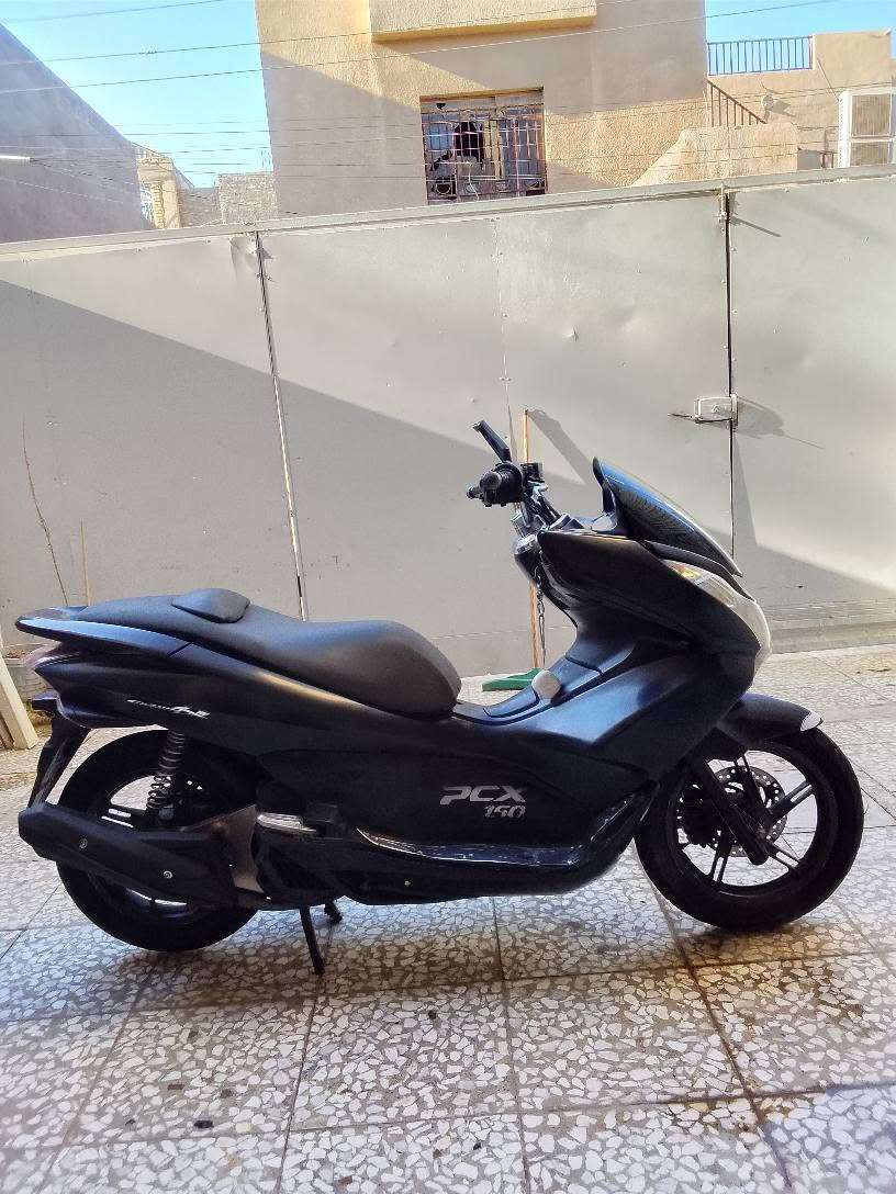 سلام عليكم pcx150 الدراجه مكينه وكفر ايخبلن الدراجه ناعمه ١٥٠ مكينتهة بيهة ملاحضات حيل بسيطه فقط للبيع او المراوس مكاني بغداد وسعر ٩٥٠ وبيهة مجال بسيط *********** بغداد, العراق
