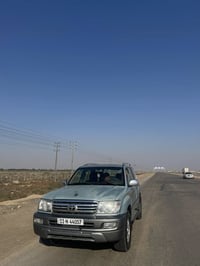 مونيكا • ٢٠٠١ • V6